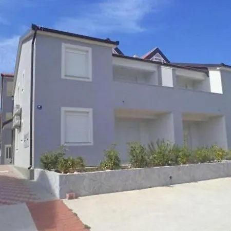 Appartement Ugljanski Gusari *